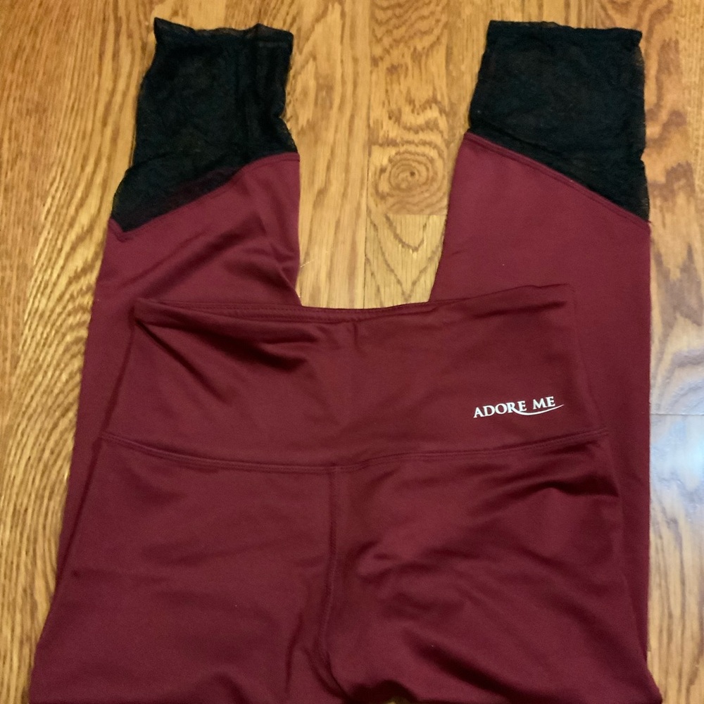 Adore Me Two-Tone Athletic Leggings in Burgundy and Black Crop #L1